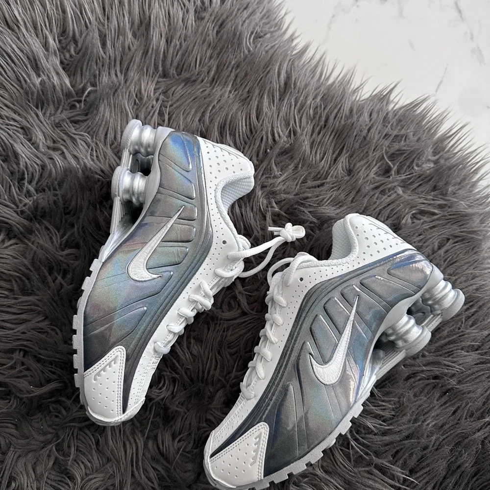 Nike Shox R4 - Picture 7 of 12